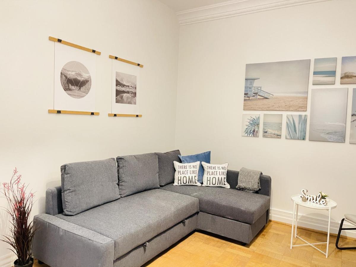 Aday - Aalborg Mansion - Big Apartment With Garden Bagian luar foto