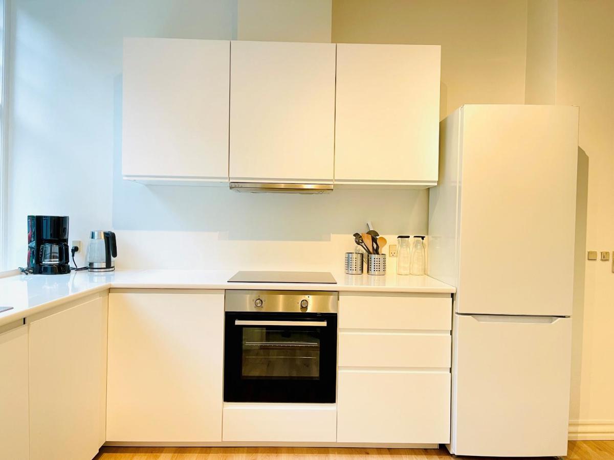 Aday - Aalborg Mansion - Big Apartment With Garden Bagian luar foto